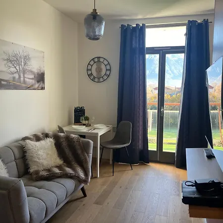 Home Sevrier Apartman *